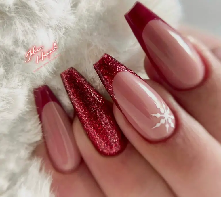 Top Winter Nails Color Ideas 2024-2025: From Classy Acrylics to Festive ...